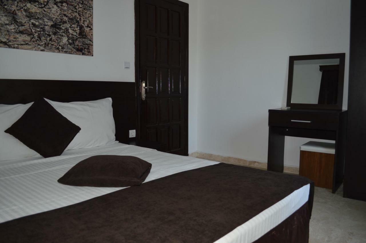 Bitez Sunset Apart Otel Екстериор снимка